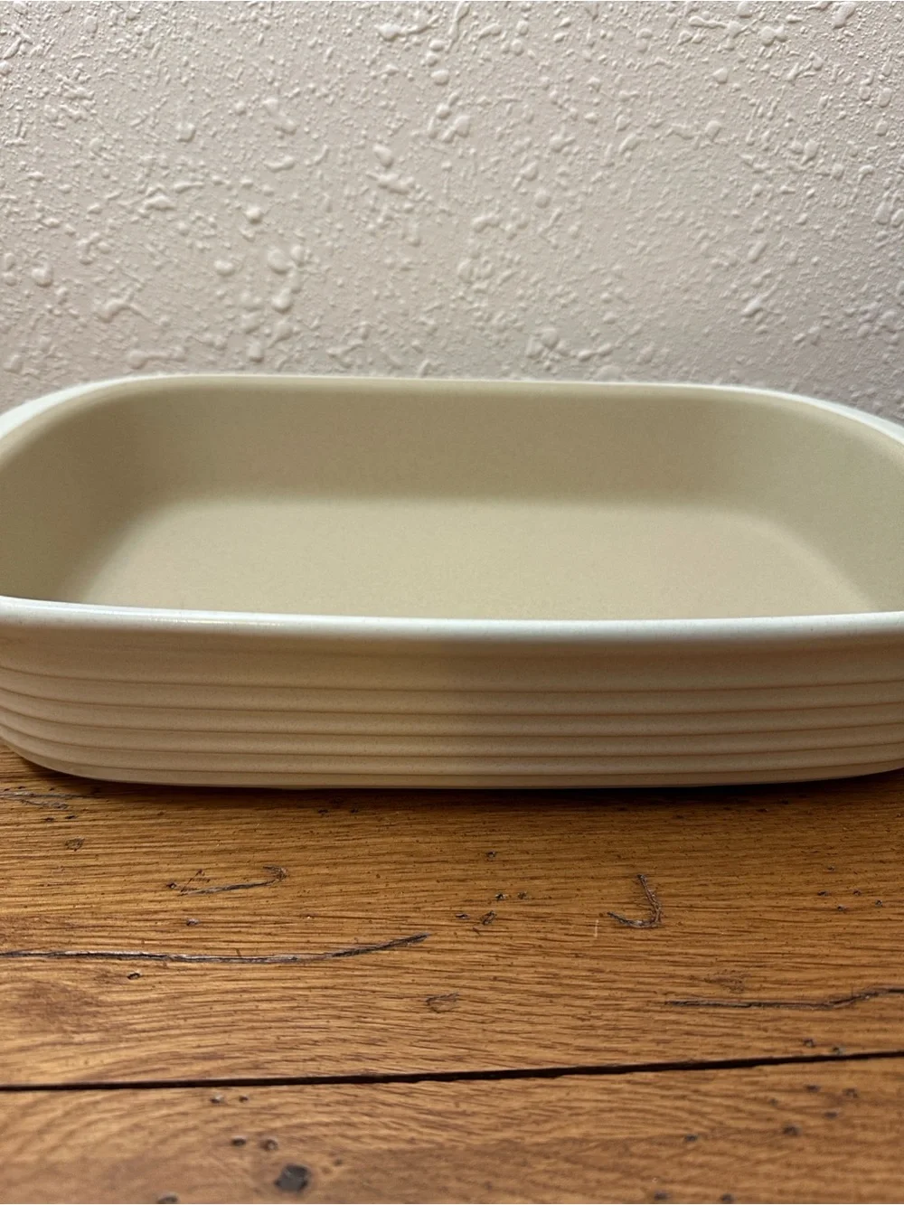 The Pampered Chef Rectangular Baker Stoneware - Cream